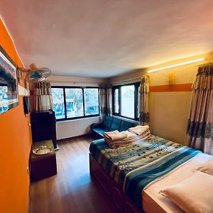 Deluxe Double Room Bath